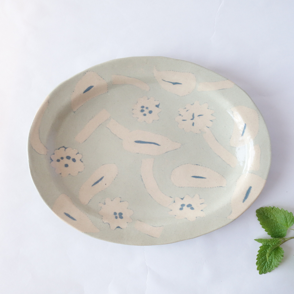 Nerikomi Spring Blue Seed Garden Oval Plate