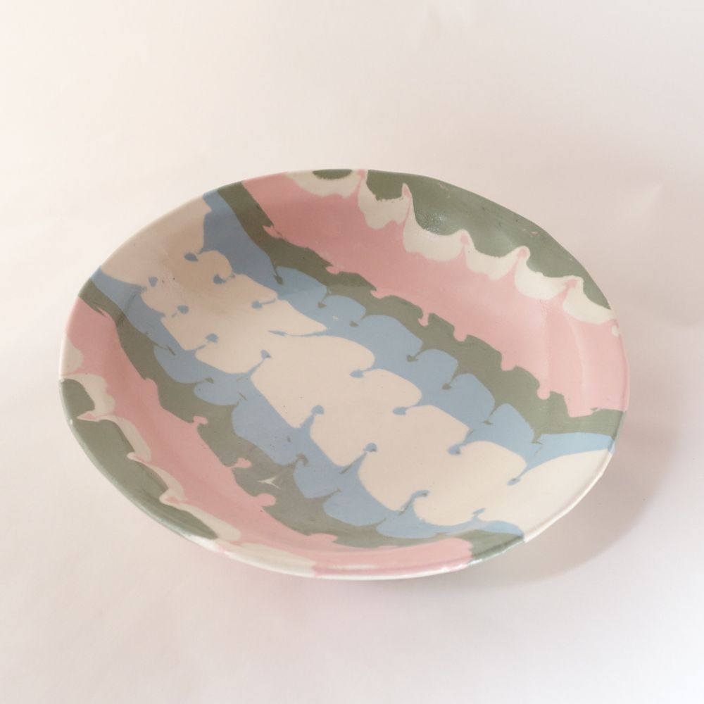 Nerikomi Ribbon Weave Pattern Round Plate