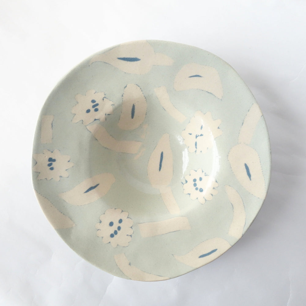 Nerikomi Spring Blue Seed Garden Round Bowl Wide Rim