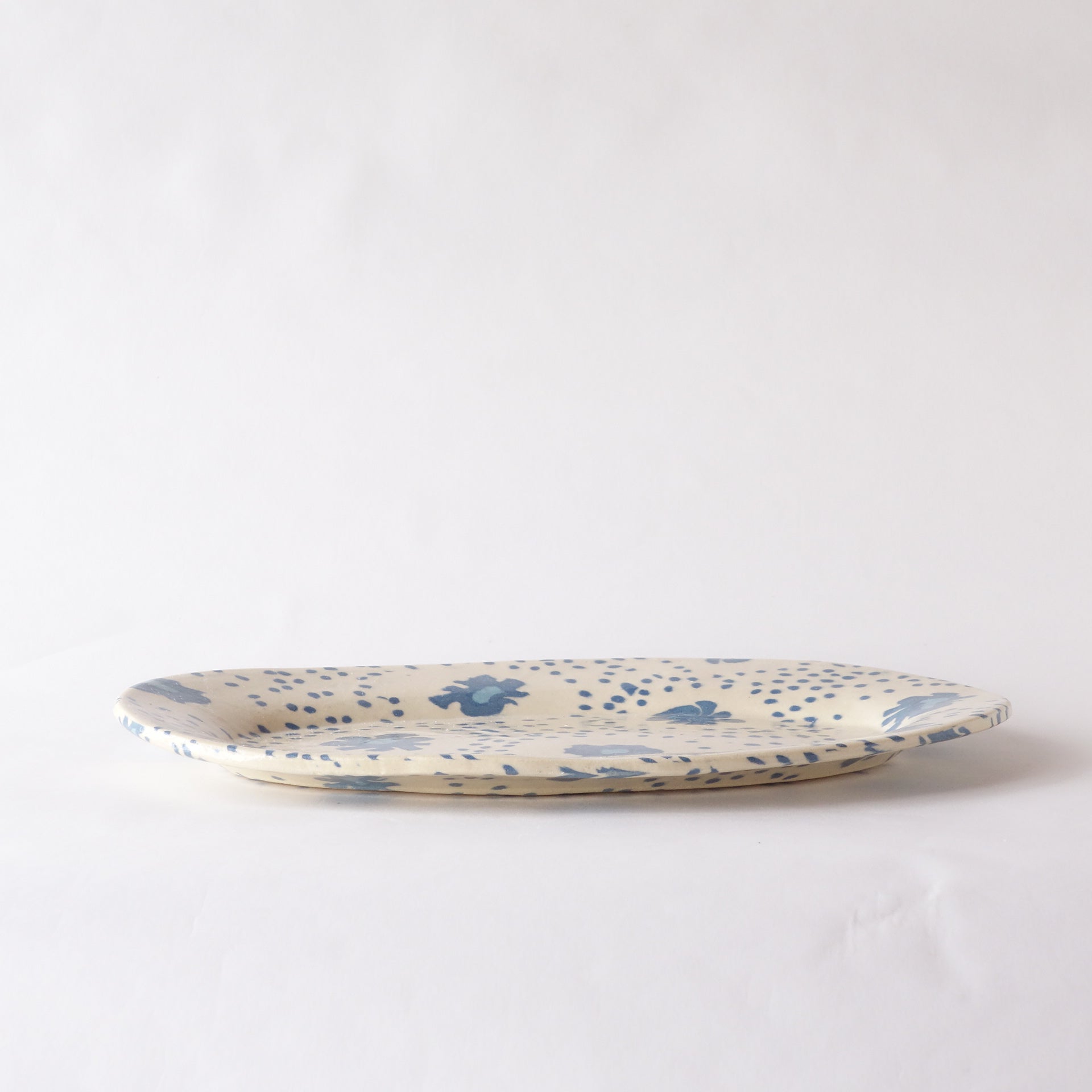 Nerikomi Nostalgic Blue Flower Fabric Pattern Oval Plate